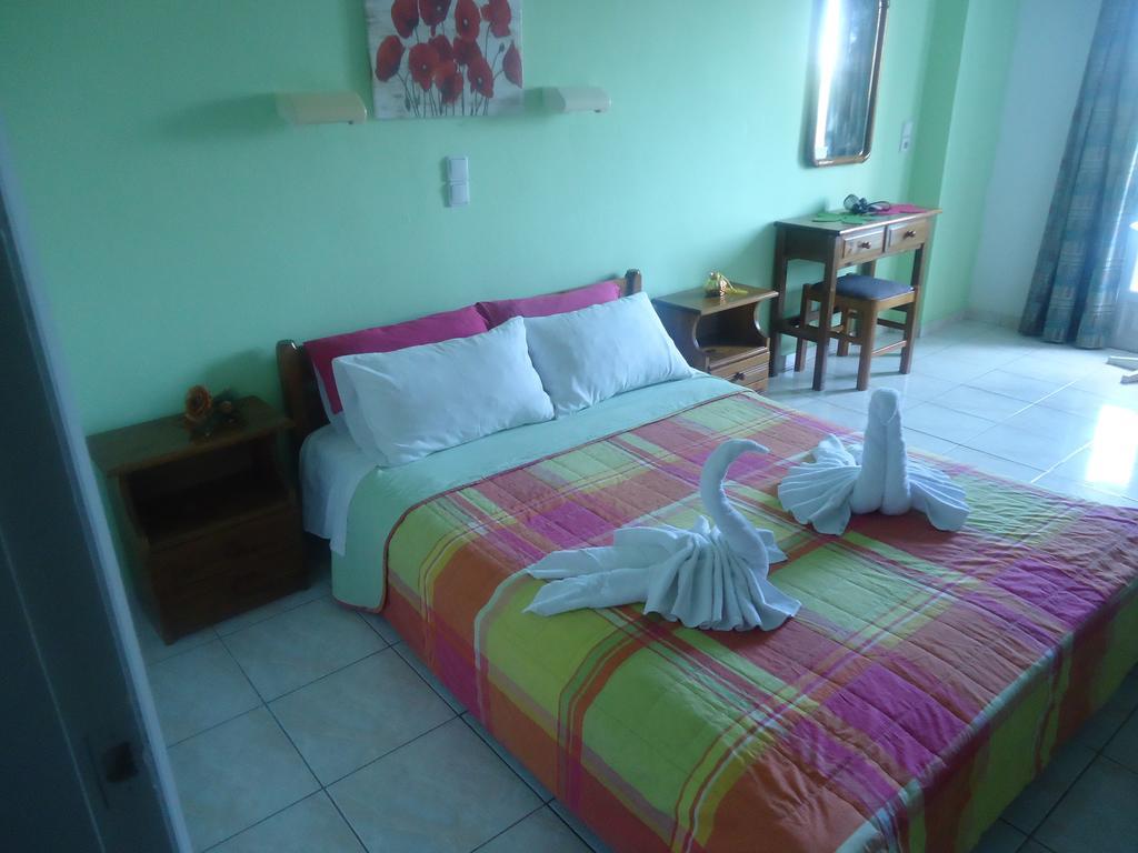 Saloustros Apartments Amoudara (Heraklion) Room photo