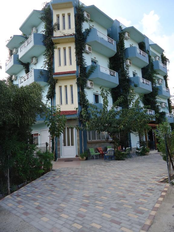 Saloustros Apartments Amoudara (Heraklion) Exterior photo